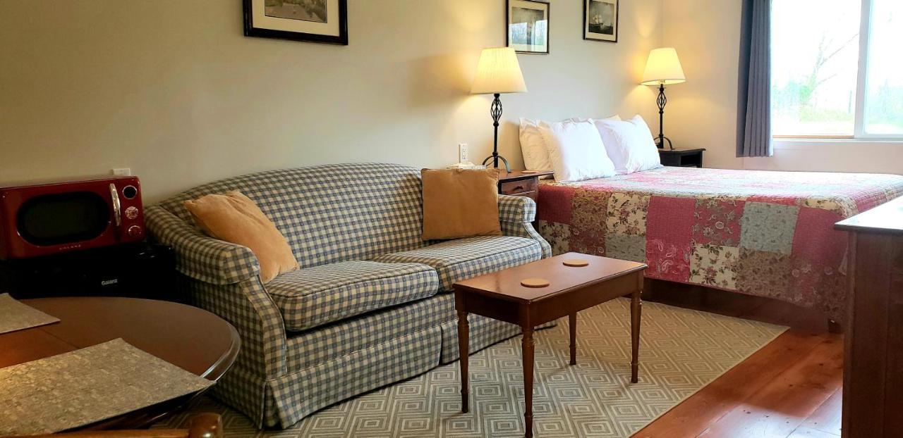 Hawks House Inn Walpole Esterno foto